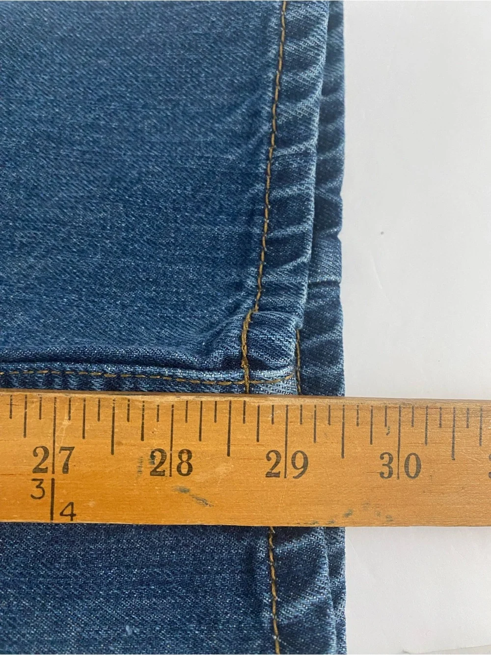 Levi’s 550 Boys size 18 regular blue jeans 29x29